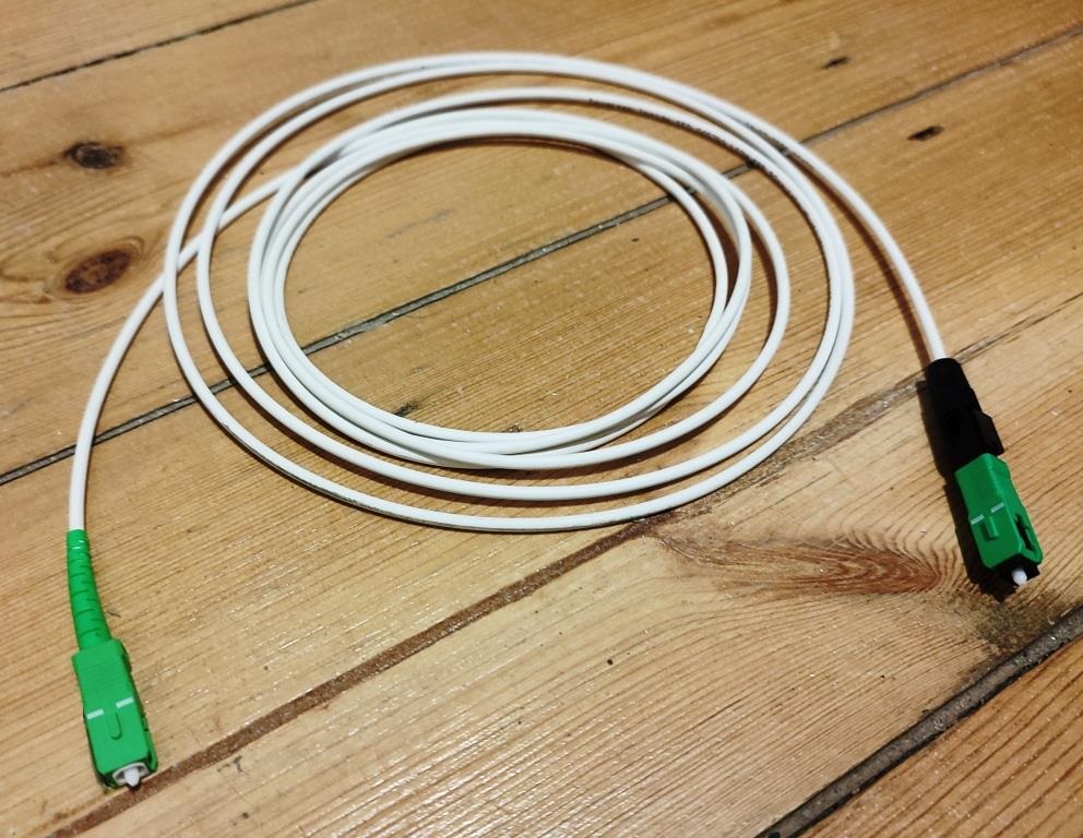 Foto Asli SC-APC Fiber Optic Cable