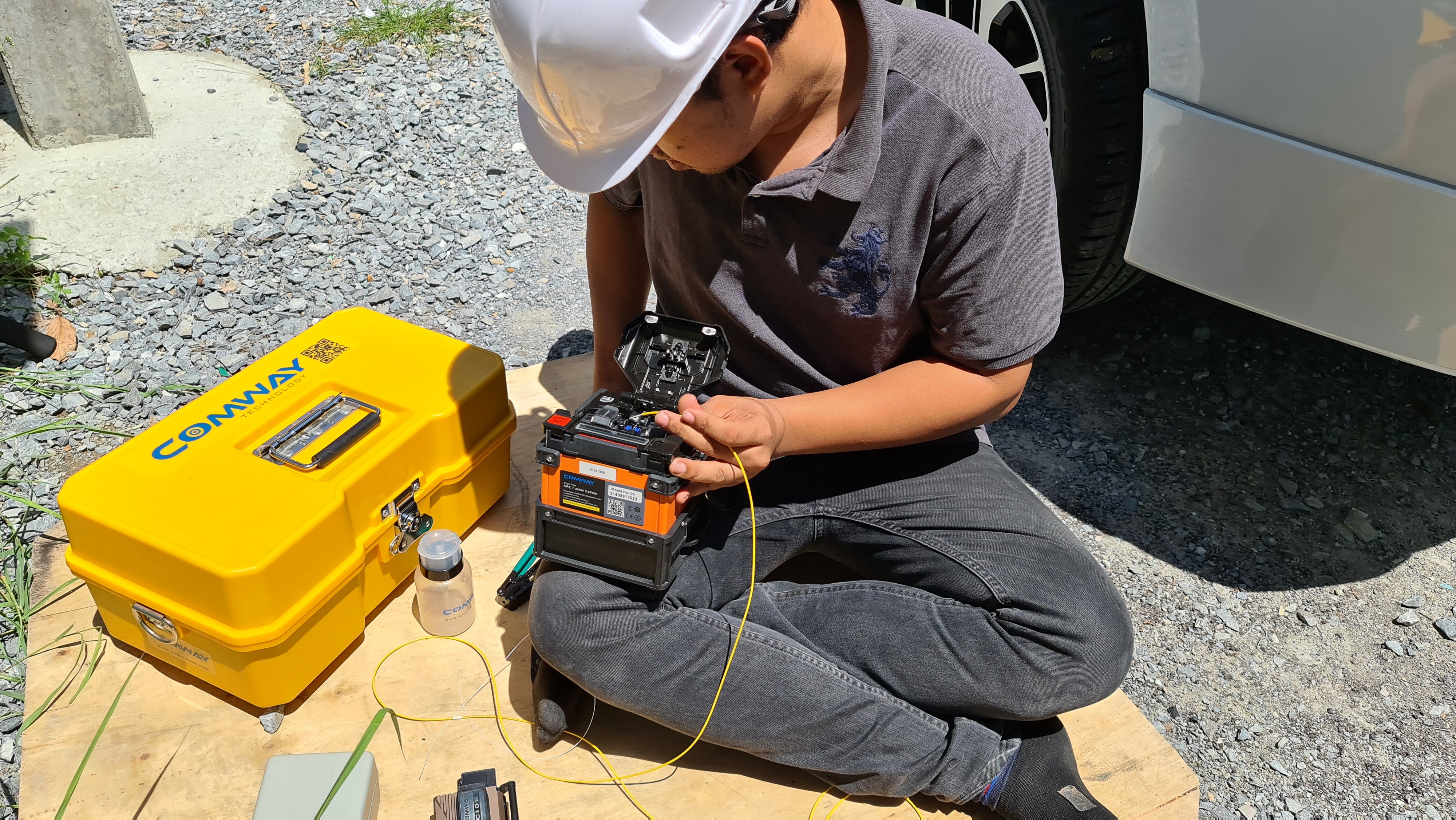 Foto Asli Fusion Splicer Machine